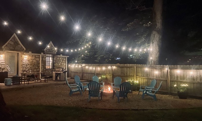 La Follette Casa | Direct ATV street approved access- no loading/unloading, game room, & a hot tub!