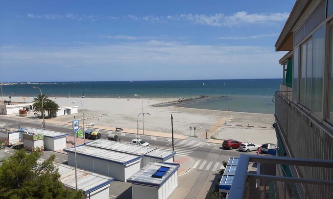 Santa Pola Apartamento | ✩ direct beach location ✩ family friendly ✩ Netflix