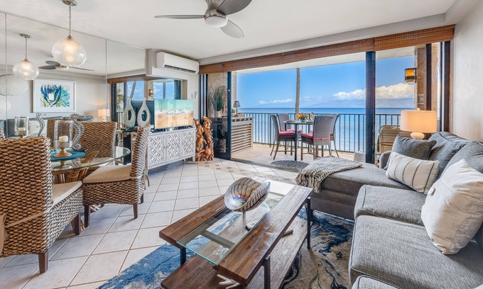 Honokowai Apartamento | FRENTE AL MAR - RENOVADO! ¡¡VISTAS INCREÍBLES!! AIRE ACONDICIONADO TODO CONDOMINIO !!!