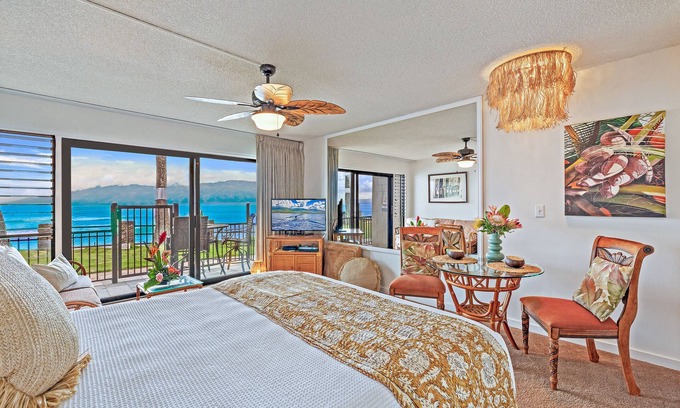 Kahana Apartamento | Direct Oceanfront-Quiet Relaxing-Private Turtle Viewing Beach-Prime Location