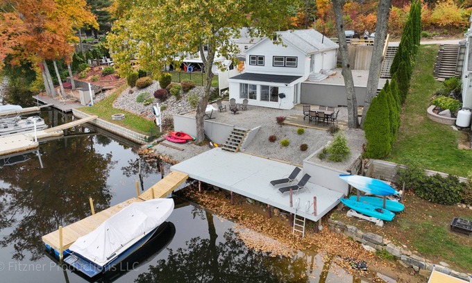 East Haddam Casa | Direct Waterfront Lake Retreat