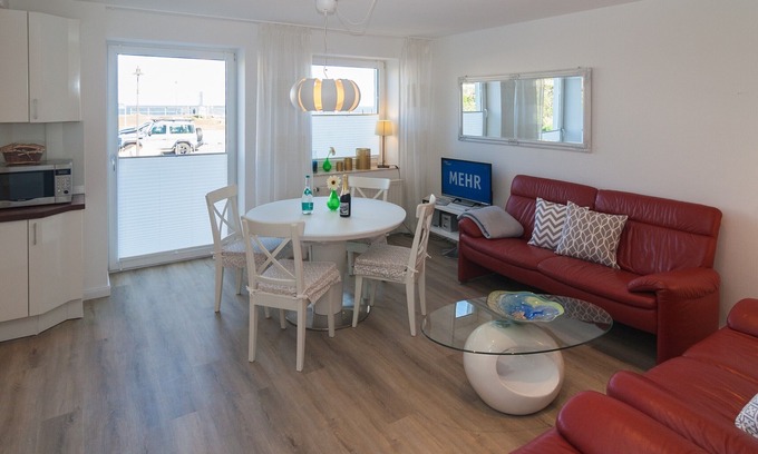 Hornum Apartamento | Directly on the beach with a view of the sea