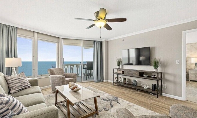 Ormond-by-the-Sea Condominio | Directly on the Ocean! Luxury Condo - 10th Floor - New Listing!