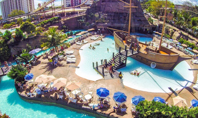 Caldas Novas Apartamento | diRoma Resort com um dia no Acqua Park