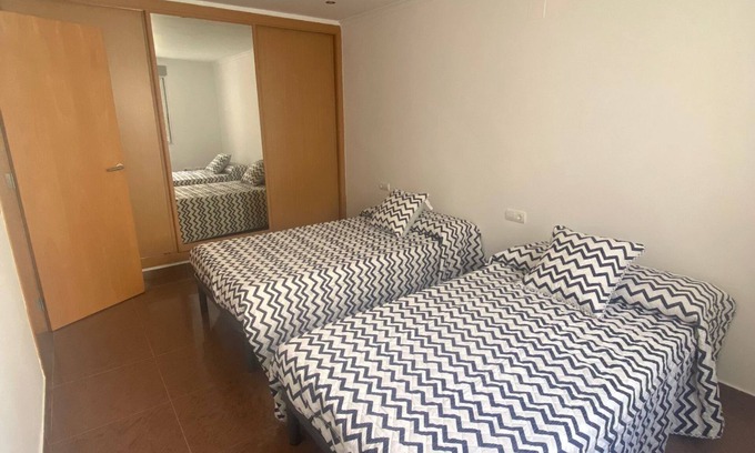 El Perello Casa | Disconnect and Relax: Ideal Beach House for Families.