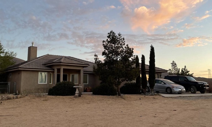 Apple Valley Casa | Disconnect from everything and reconnect with serenity