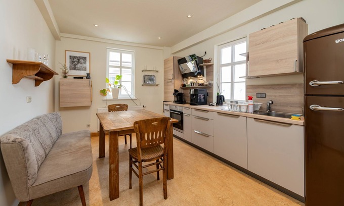 Eisenach Apartamento | Karlstraße 1-Apartamento-Vista a la Ciudad-Baño Privado