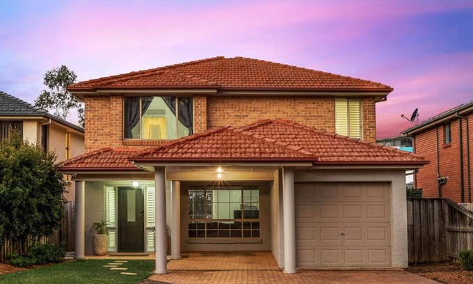 Bella Vista Casa | Discover a World of Comfort and Convenience in Our Independent Home!