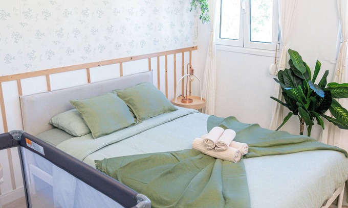 Linda-a-Velha Apartamento | Discover Belém with Comfort and Tranquility