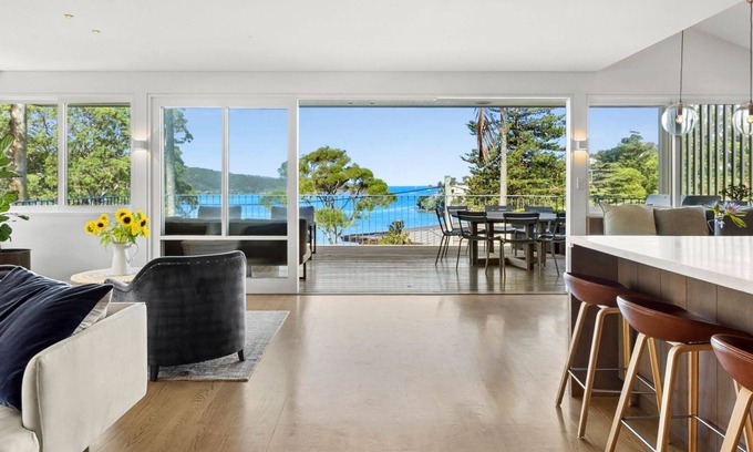 Mosman Casa | Discover luxury on Chinaman's Beach