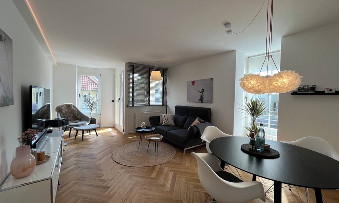 Laubegast Apartamento | "Discover Peace and Comfort at Wohnperle Elboase in Dresden!"