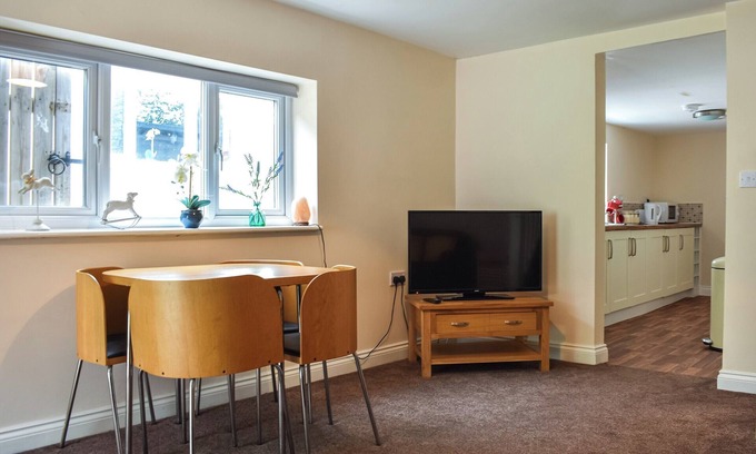 Belford Cabaña | Discover Winnie’s Cottage, a cozy 1-bedroom retreat in Belford, Northumberland.