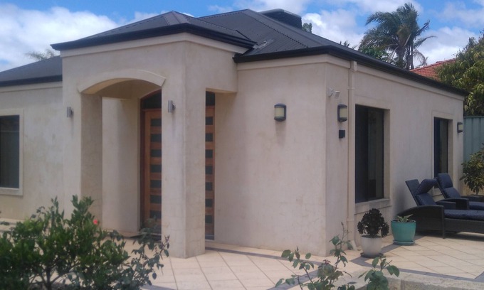Ballajura Casa | Discover Your Perfect Getaway: Modern and Cozy Short-Term Stays