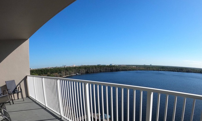 Florida Central Atlantic Coast Condominio | Gran condominio de lujo con vista al lago Resort familiar condominio de piso alto cerca de Disney y Universal