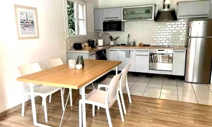 Bussy-Saint-Georges Apartamento | Disneyland 10 minutes / Paris 35 minutes