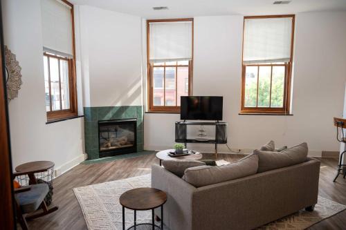 Downtown Apartamento | District Attorney's Office