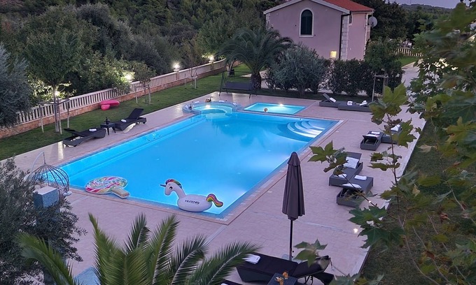 Solin Casa | Diverso A&B Holiday property