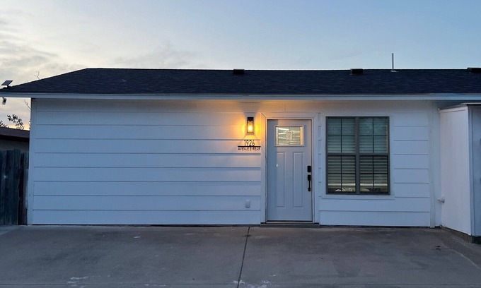 Amistad National Recreational Area Apartamento | Divine Casita in the Rear