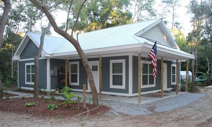 Darien Casa | Dixie Delight is your perfect hideaway!