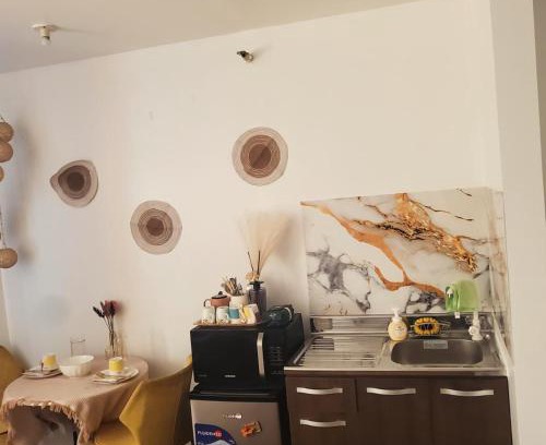 Balibago Casa | DJ's Staycation