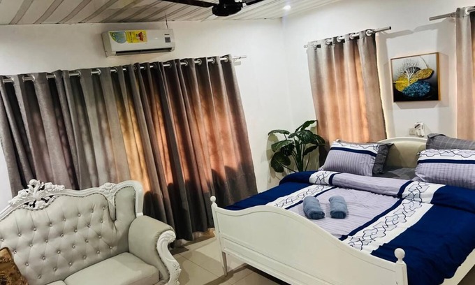 Cape Coast Apartamento | DKD apartment home away from home