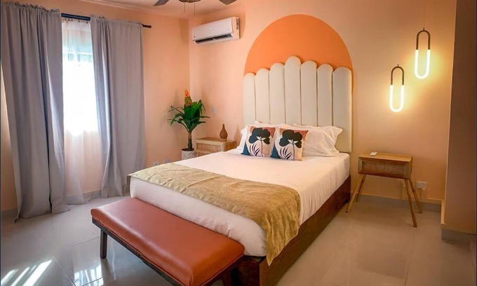 Residencial ROMANA Casa | Modern House w/ Private Pool 5 min away from beach