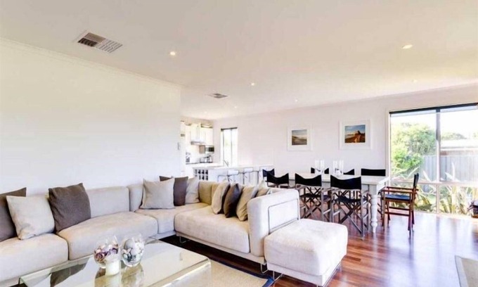 Port Willunga Casa | Do Drop Inn - C21 SouthCoast