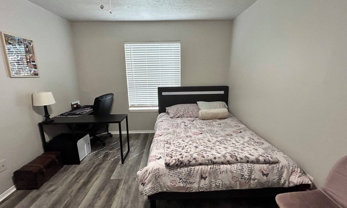 College Station Apartamento | Do not book, VRBO WILL NOT REMOVE listing