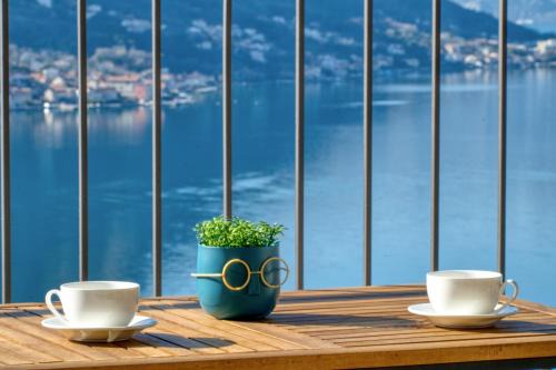Dobrota Apartamento | Dobrota Sea View apartment by MN Property