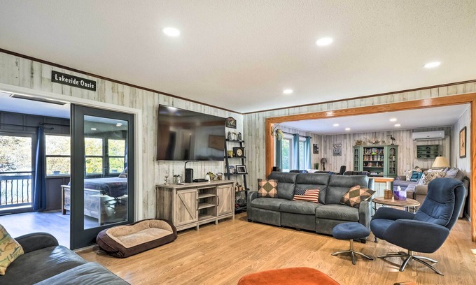 Shell Knob Casa | 'Dockside Getaway' w/ Boat Dock & Fire Pit!