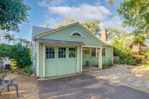Hood River Casa | Dog-Friendly Columbia Cottage in Hood River!