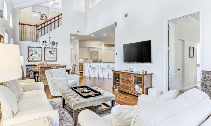 American Beach Casa | Dog-Friendly End-Unit Condo in Summerwoods w/WiFi & Shared Pool, Central AC