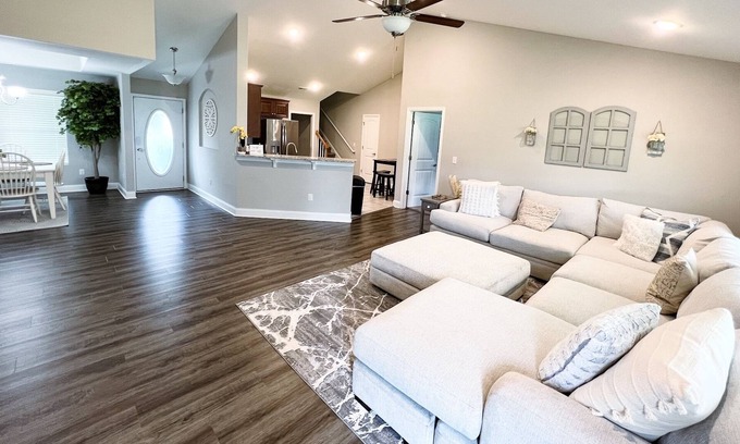 Socastee Casa | Dog-friendly home near beach, boat launch, & golf