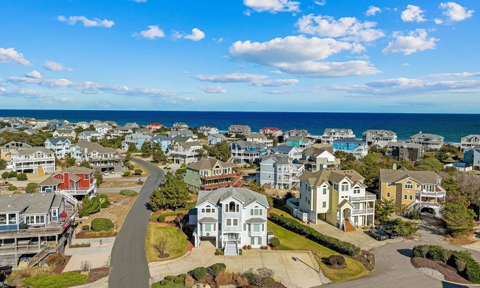 Ocean Hill Casa | Dog-friendly home with private hot tub, seasonal pool & tennis/pickleball courts