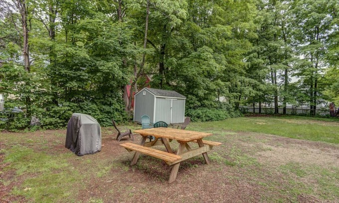 North Conway Casa | Dog Friendly Minutes to North Conway downtown