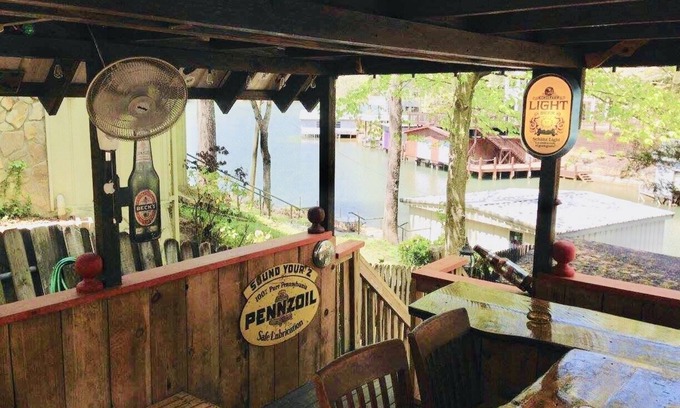 Lake Lure Casa | Canoa, SKI BAR, bote de remos! ¡Mascota amigable! Libro para la temporada de hojas! Frente al mar!
