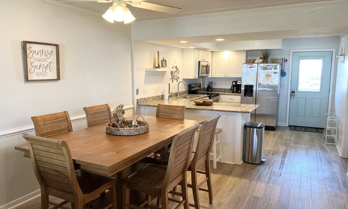 South Nags Head Condominio | OCEAN VIEW CONDO-OCEAN FRONT BUILDING-PRIVATE DIRECT BEACH ACCESS-SOUTH BUILDING