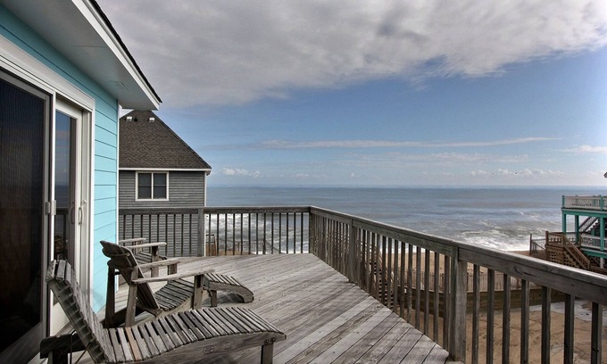 Buxton Casa | Dog-Friendly, Ocean View House w/ AC, Private Hot Tub, Shared Pool, Private W/D