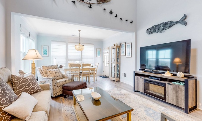 Bayside Casa | Dog-friendly resort townhouse w/shared sauna, fireplace, basketball/tennis court