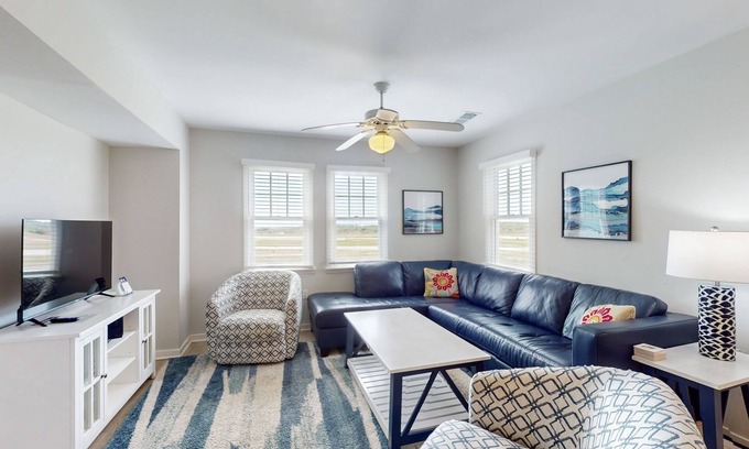 Buxton Casa | Dog-friendly townhouse with pool, ocean views, central AC, washer/dryer & patio