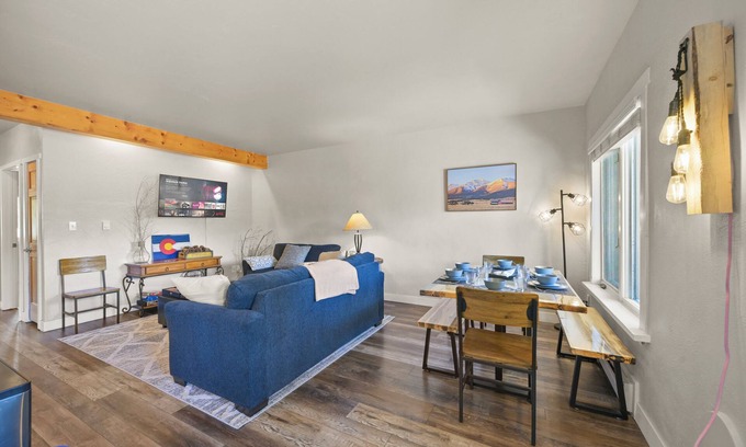 Buena Vista Condominio | Dogs OK!~Prime Location Near Downtown & River/Trails Blocks Away