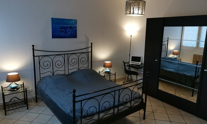 Dole Apartamento | Dole le Comté furnished rental 70 m² wifi parking terrace patio near center