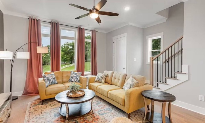 Whitebridge Casa | Dolly's Hideaway 13-Dazzling Dolly House-Sleeps 8
