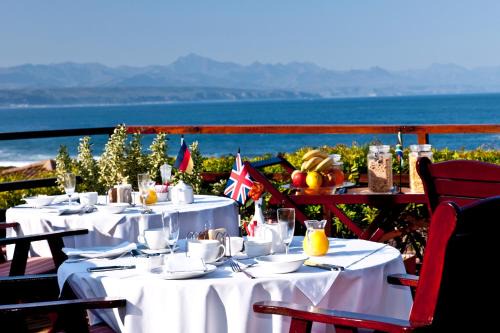 Robberg Beach Cama Y Desayuno | Dolphins' Playground Beachfront B&B