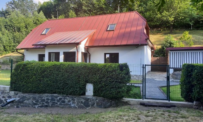 Banska Stiavnica Casa | Domček pod lesíkom