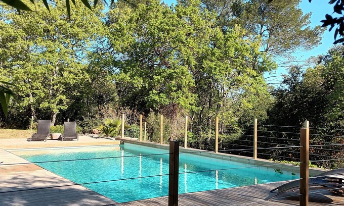 Besse-sur-Issole Casa | Domaine Chez Jean de Strivay