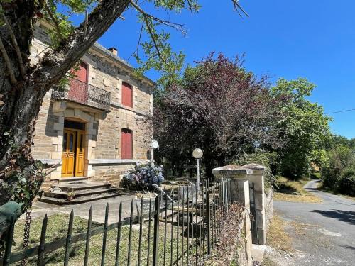 Sauveterre-de-Rouergue Casa | Domaine d Aumont in Ségala