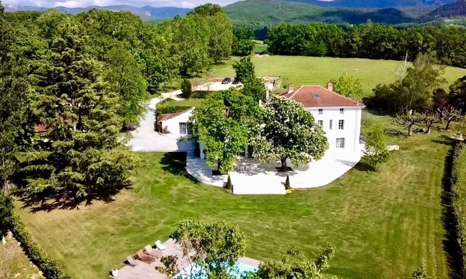 Barcelonne Casa | Domaine de Bonaveau - Spa & Pool