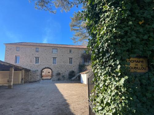 Lamalou-les-Bains Apartamento | Domaine de Coubillou