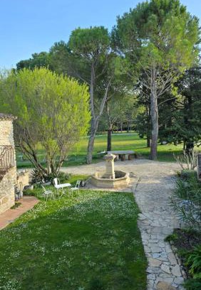 Mondragon Casa | Domaine familial avec grand parc et piscine